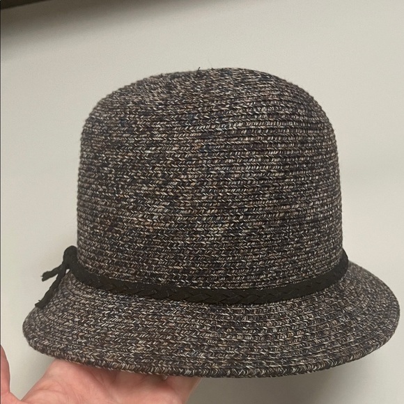 Croft & Barrow Black and Brown Woven Hat - Picture 2 of 11